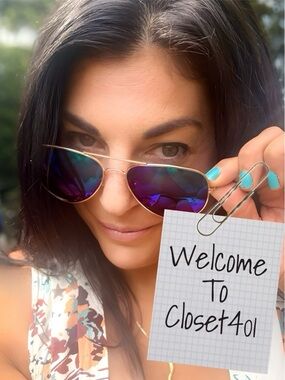 Welcome to Closet 401 🖤 Live Show Listing - Like for Notification 🖤